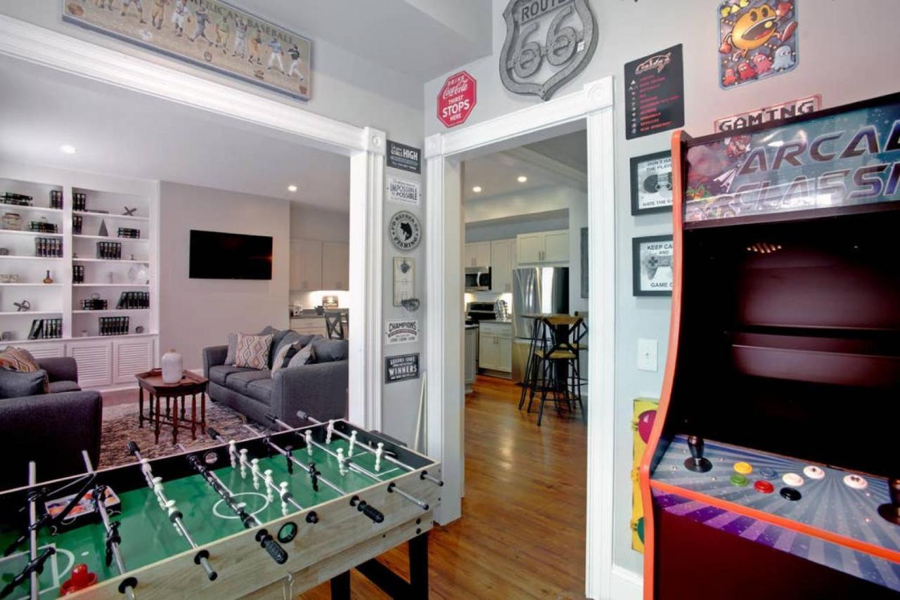 Вилла Newly Renovated 4 Bed 3 Bath And 2 Parking Spots Саванна Экстерьер фото