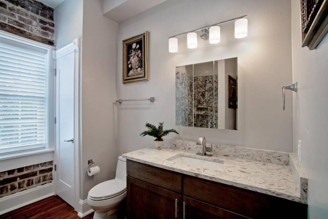 Вилла Newly Renovated 4 Bed 3 Bath And 2 Parking Spots Саванна Экстерьер фото